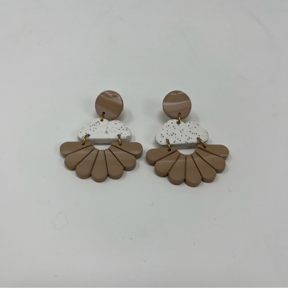 CLAY STATEMENT DROP EARRINGS - Picture 2 of 12
